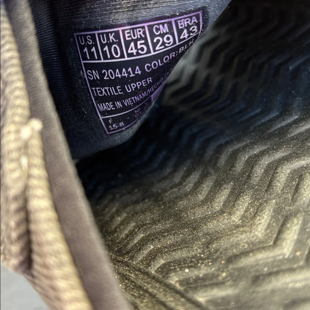 Skechers Men’s Arch Fit Motley Revelo Sandal Black & Gray Size 11